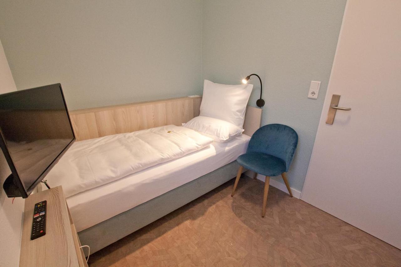 Hotel Garni Goldener Anker Греетзиел Екстериор снимка