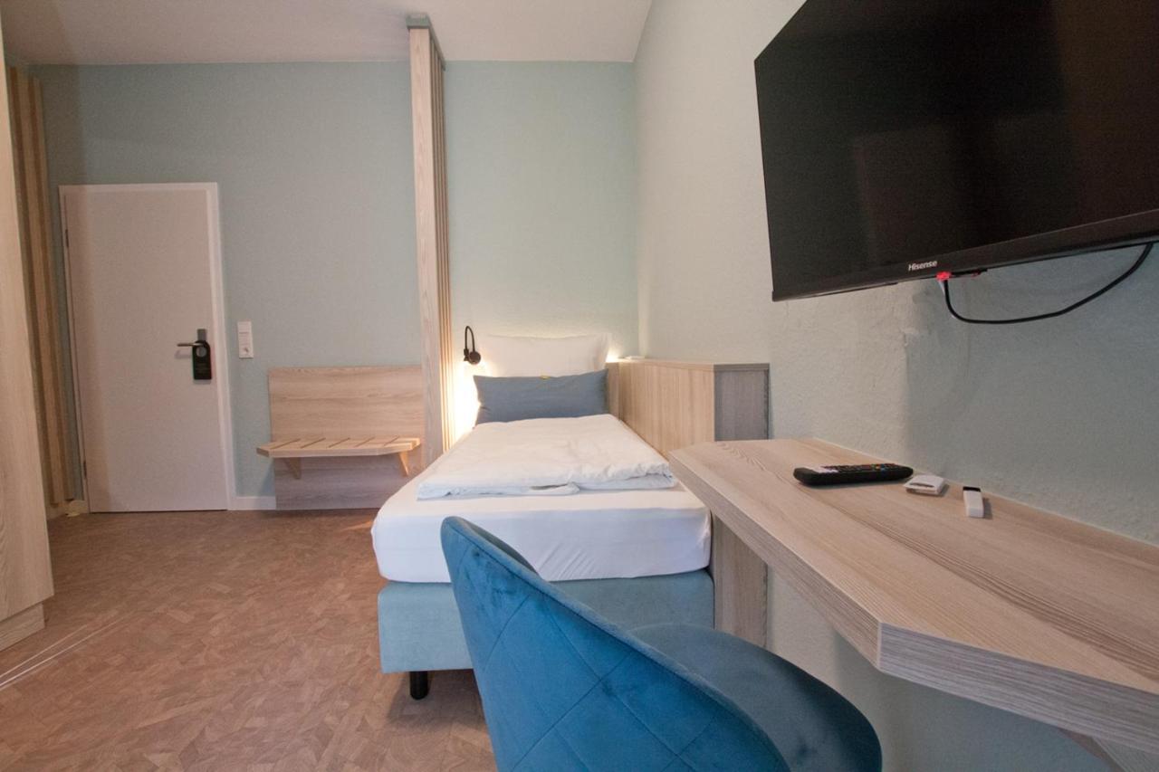 Hotel Garni Goldener Anker Греетзиел Екстериор снимка